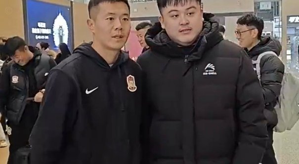 足球报：郑智禁赛期对球队全权指挥，黄博文也功不可没