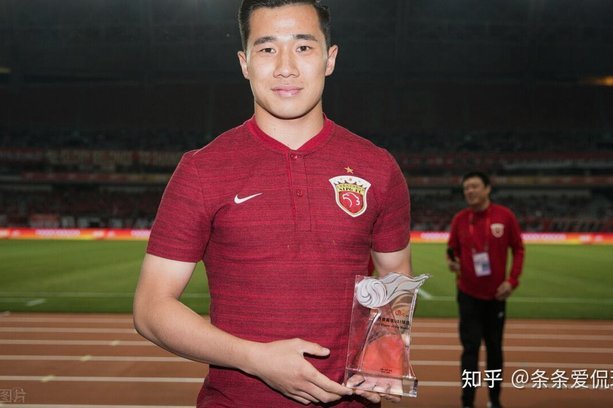 李玮锋：国足历史中卫排名范志毅、贾秀全前二，我排第三